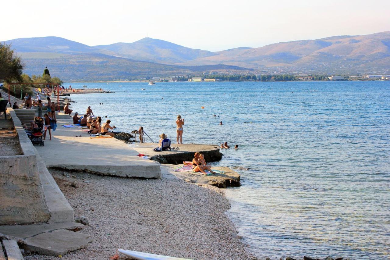 Apartments By The Sea Slatine, Ciovo - 1126 Trogir Buitenkant foto