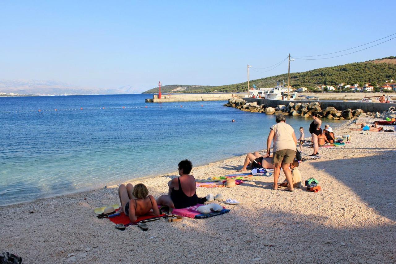 Apartments By The Sea Slatine, Ciovo - 1126 Trogir Buitenkant foto