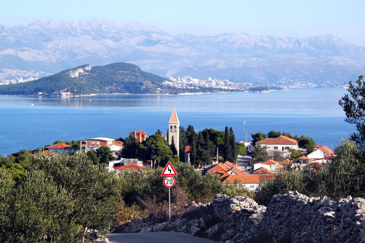 Apartments By The Sea Slatine, Ciovo - 1126 Trogir Buitenkant foto