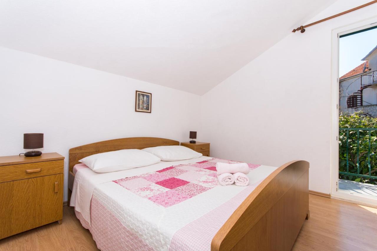 Apartments By The Sea Slatine, Ciovo - 1126 Trogir Buitenkant foto