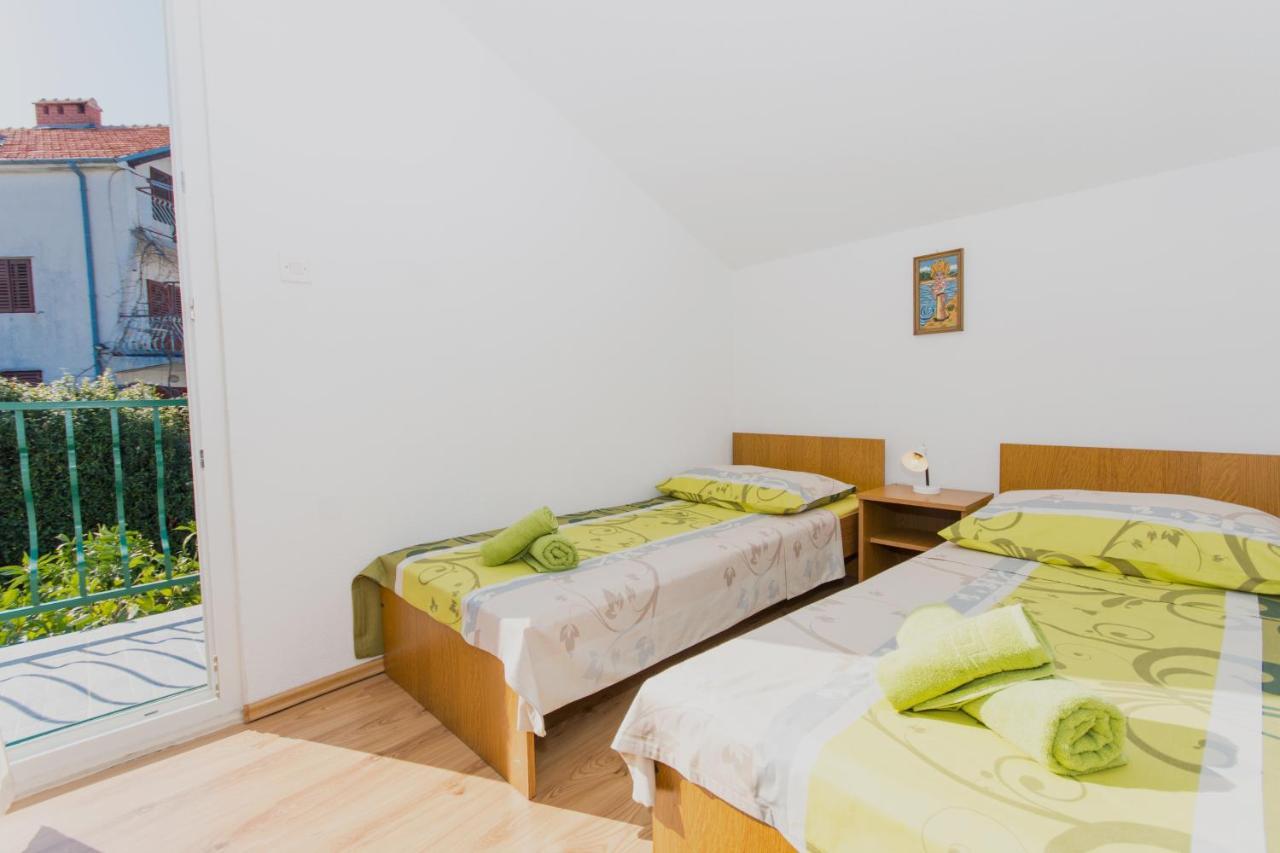 Apartments By The Sea Slatine, Ciovo - 1126 Trogir Buitenkant foto