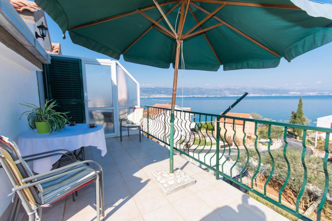 Apartments By The Sea Slatine, Ciovo - 1126 Trogir Buitenkant foto